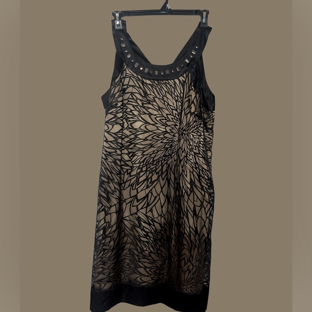 Stunning NWT Lane Bryant Lattace Lace Cocktail Dress. Black/Gold